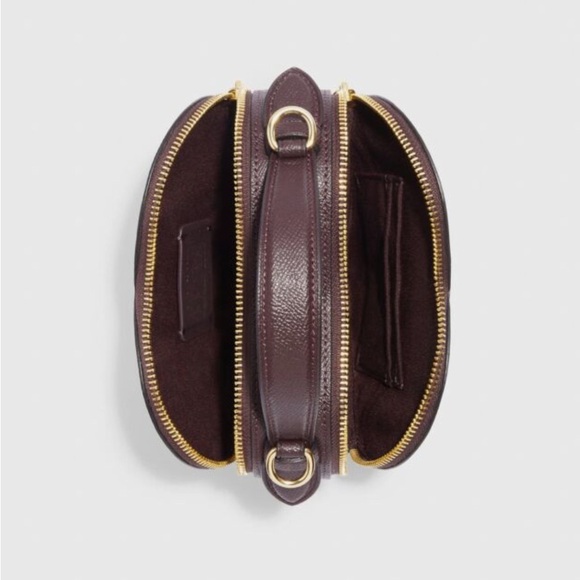 Coach Heart Crossbody In Signature
Canvas With Heart And Star Print nwt - Picture 7 of 7